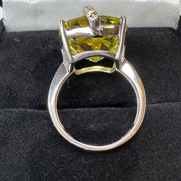 14k White gold Ring with Lemon Quartz and diamonds - Picture 3 of 8